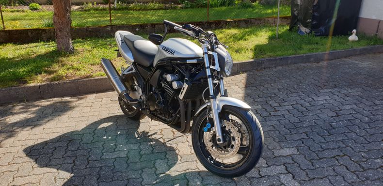 Yamaha FZS 6 Umbau