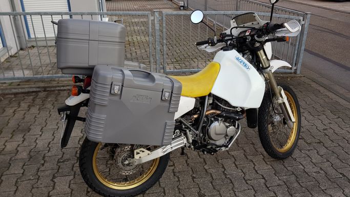 Suzuki DR350
