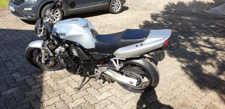 Yamaha FZS 6 Umbau
