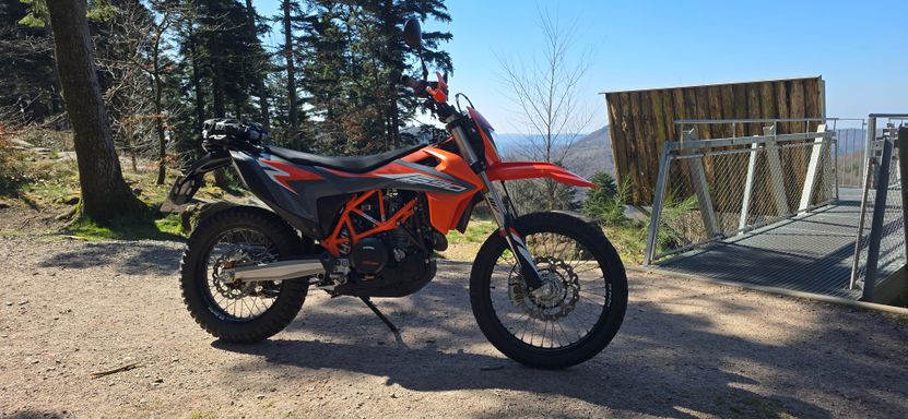 KTM 690 Enduro R